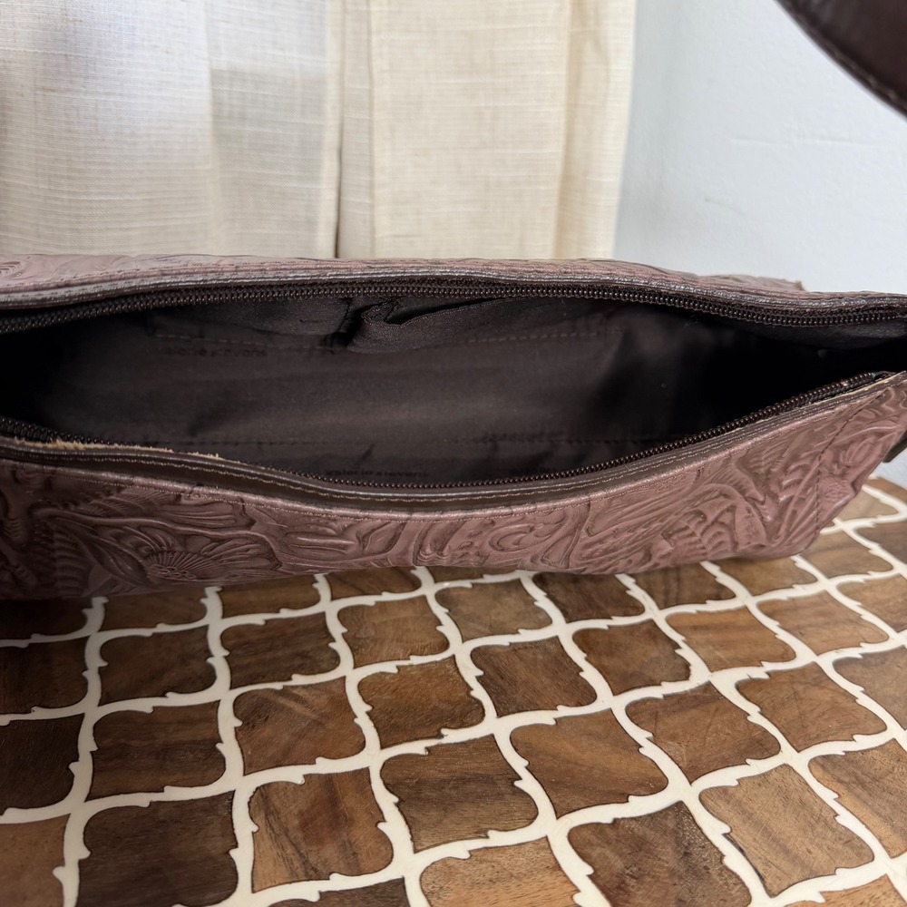 Vintage Valerie Stevens Baguette Purse Floral Embossed Tooled Leather Brown - Picture 9 of 10